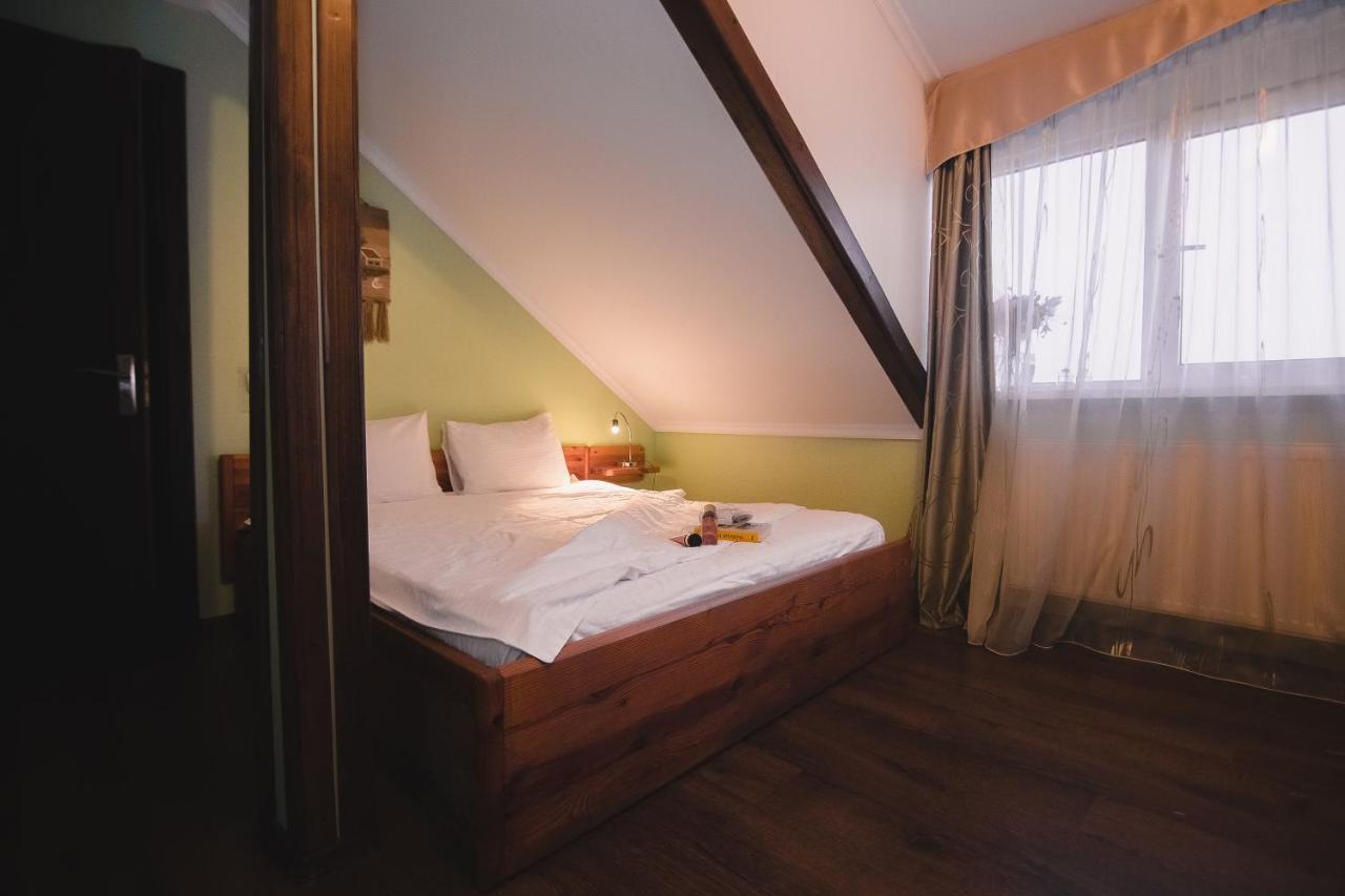 Aivengo Hotel Kolodenka Exteriör bild