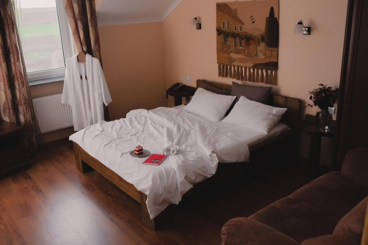Aivengo Hotel Kolodenka Exteriör bild