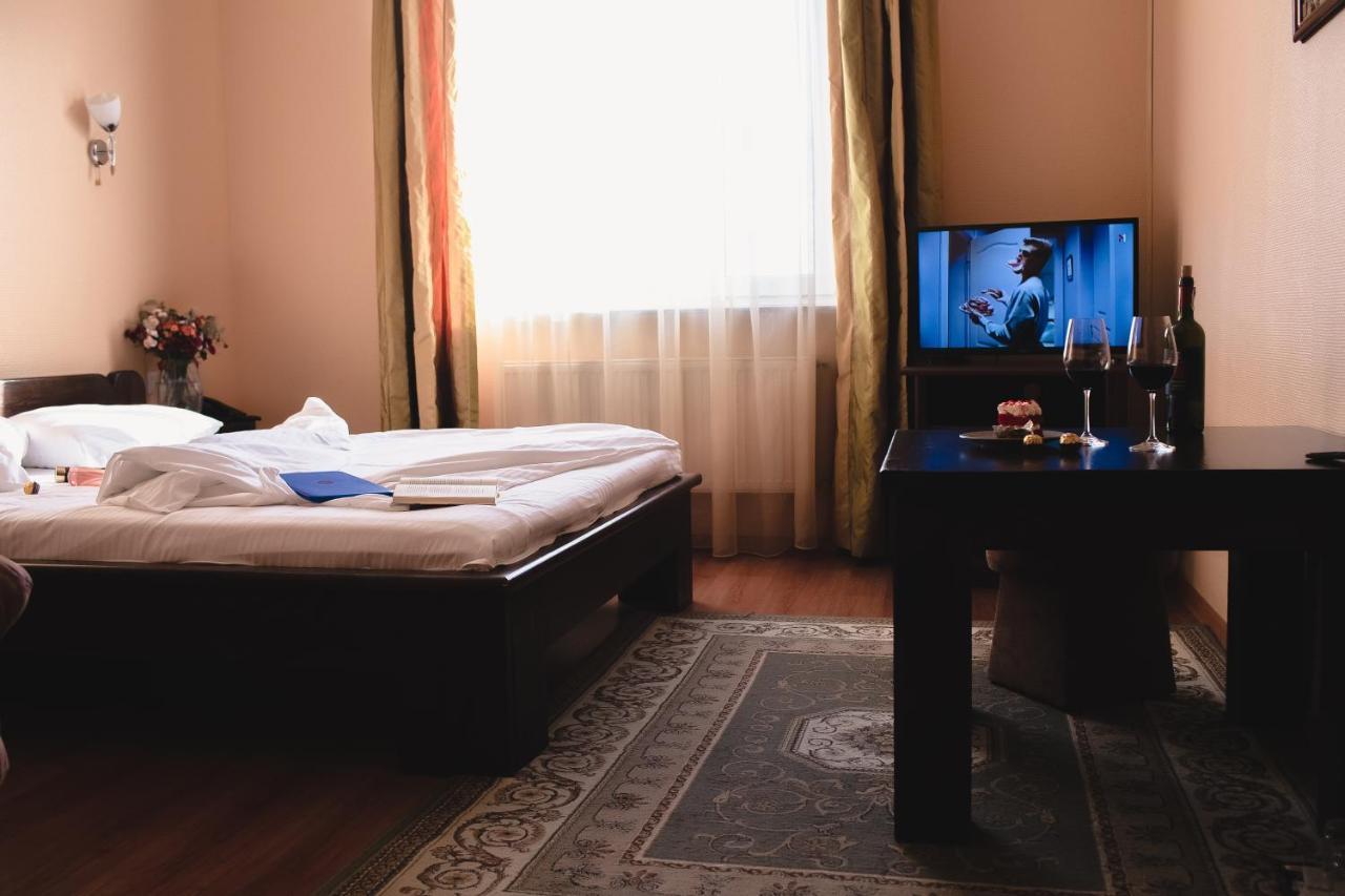 Aivengo Hotel Kolodenka Exteriör bild