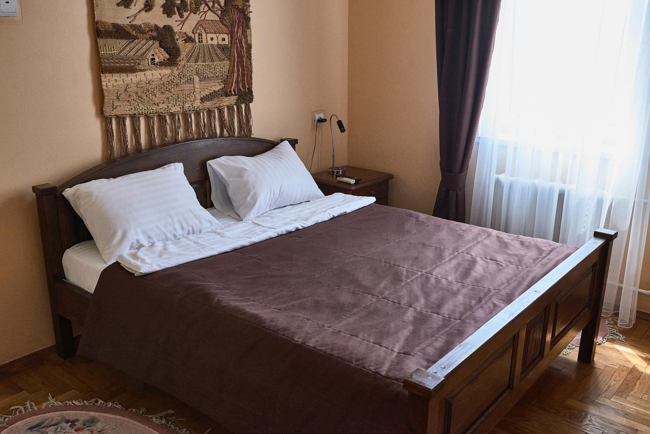 Aivengo Hotel Kolodenka Exteriör bild